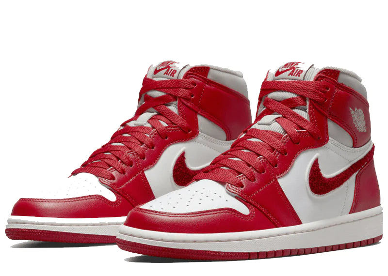 JORDAN 1 RETRO HIGH OG VARSITY RED (W)